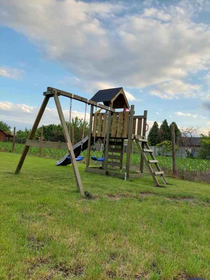 Apartmany Roland Veľký Meder المظهر الخارجي الصورة